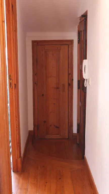Quiet And Sunny Central Lisbon Apartment Portugal